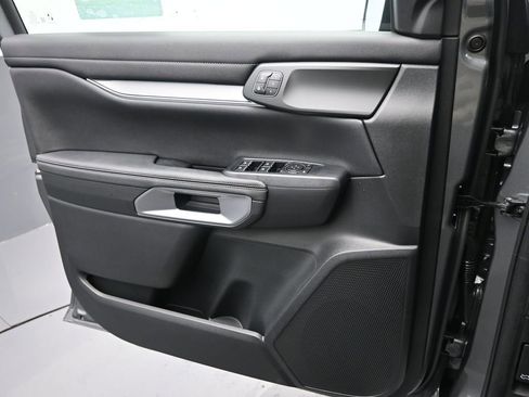 New 2025 Ford Ranger Lariat w/ FX4 Off-Road Package image 16