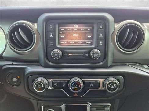 Used 2021 Jeep Wrangler Unlimited Sport AWD/4WD image 14