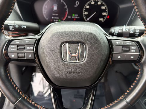 Used 2025 Honda HR-V Sport image 25