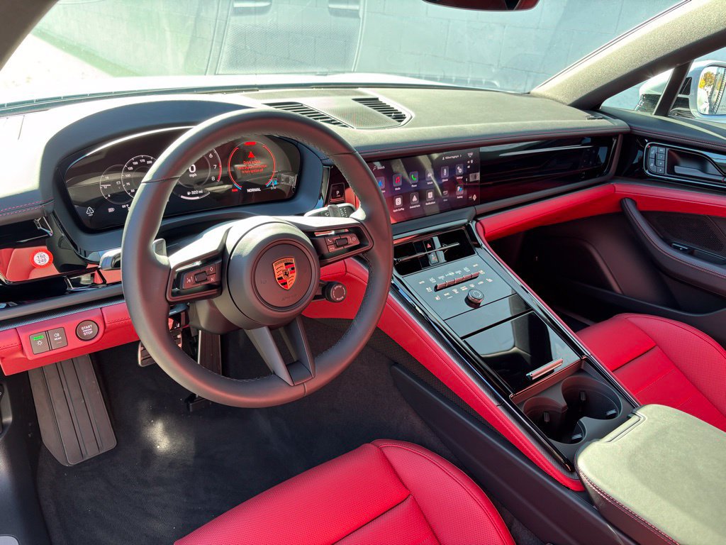 New 2026 Porsche Panamera RWD image 4