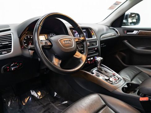 Used 2014 Audi Q5 2.0T Premium Plus w/ Premium Plus Package image 23