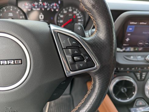 Used 2021 Chevrolet Camaro SS RWD image 17