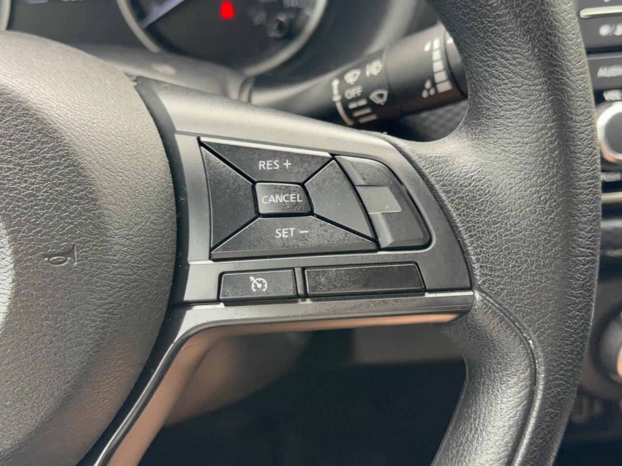 Used 2023 Nissan Kicks S FWD image 19