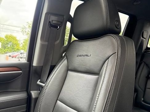 Used 2023 GMC Sierra 1500 Denali w/ Denali Reserve Package AWD/4WD image 20