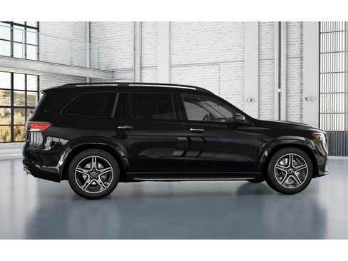New 2026 Mercedes-Benz GLS 450 4MATIC image 17