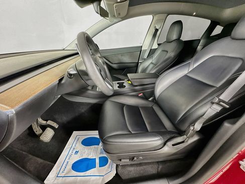Used 2022 Tesla Model Y Long Range AWD/4WD image 26