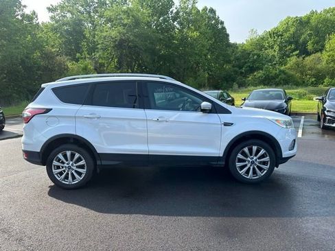 Used 2017 Ford Escape Titanium AWD/4WD image 4
