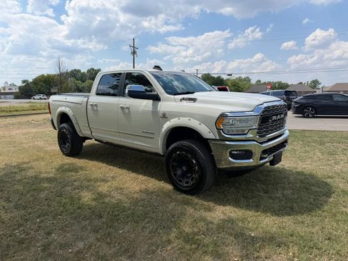 Used 2021 RAM 2500 Limited w/ Protection Group AWD/4WD image 3