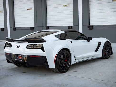Used 2017 Chevrolet Corvette Z06 image 10