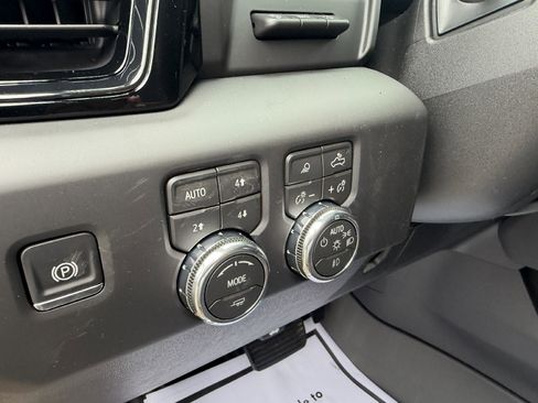 New 2026 GMC Sierra 2500 AT4 image 15