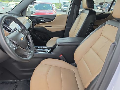 Certified 2024 Chevrolet Equinox Premier FWD image 16