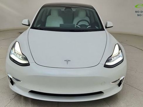 Used 2022 Tesla Model 3 Long Range AWD/4WD image 13