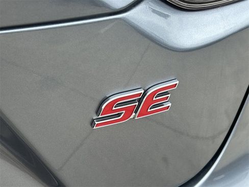 Used 2025 Toyota Corolla SE image 14