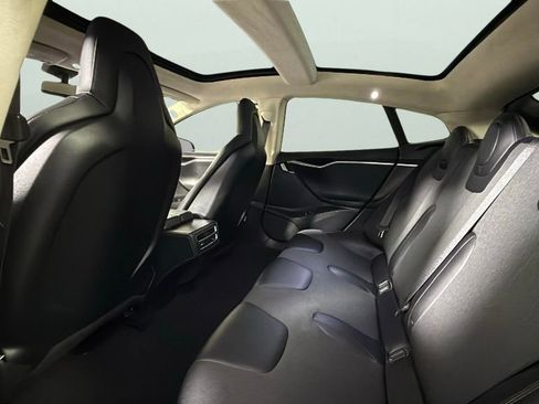 Used 2014 Tesla Model S 60 image 30