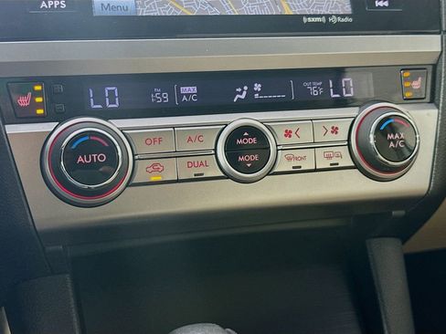 Used 2015 Subaru Outback 2.5i Limited image 18