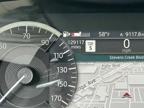 Certified 2022 Land Rover Range Rover Velar R-Dynamic S AWD/4WD image 18