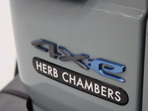 Used 2024 Jeep Wrangler Sport w/ Convenience Group AWD/4WD image 13