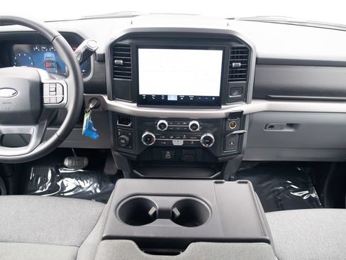 Used 2025 Ford F150 XLT w/ Equipment Group 301A Standard AWD/4WD image 16