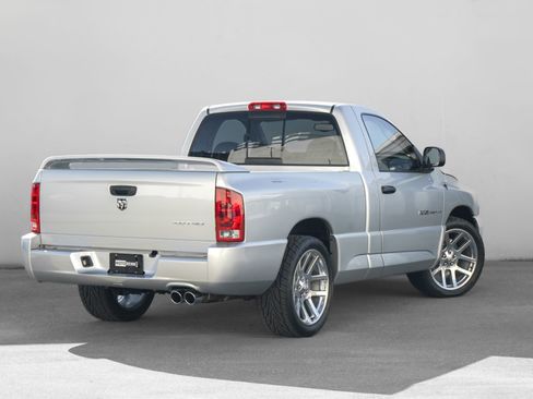 Used 2005 Dodge Ram 1500 Truck 2WD Regular Cab image 3