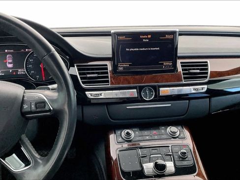 Used 2012 Audi A8 L 4.2 image 9