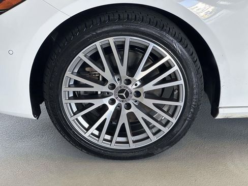 Used 2025 Mercedes-Benz CLA 250 4MATIC image 8