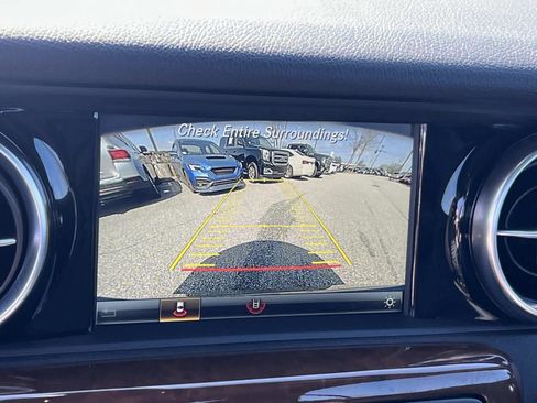 Used 2019 Mercedes-Benz SLC 300 image 28