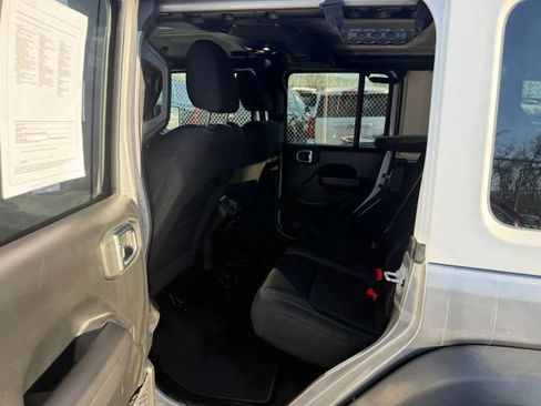 Used 2021 Jeep Wrangler Unlimited Sport AWD/4WD image 15