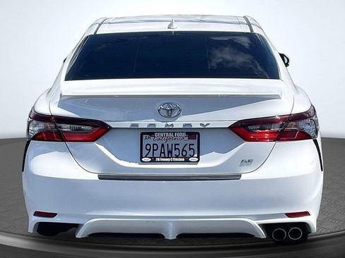 Used 2023 Toyota Camry SE w/ Convenience Package image 4