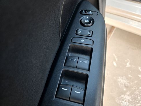 Used 2021 Honda Civic EX image 29