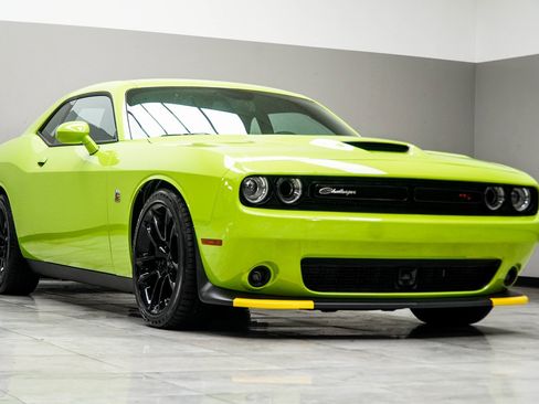 Used 2023 Dodge Challenger R/T Scat Pack w/ Plus Package image 4