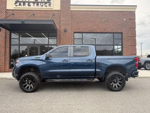 Used 2019 Chevrolet Silverado 1500 RST w/ True North Edition AWD/4WD image 3