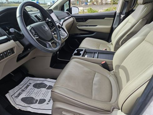 Used 2024 Honda Odyssey Elite image 7