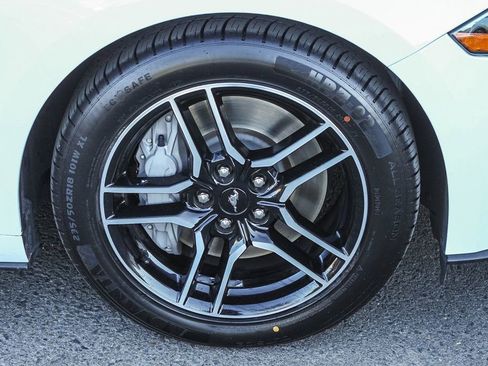 Used 2021 Ford Mustang GT RWD image 14