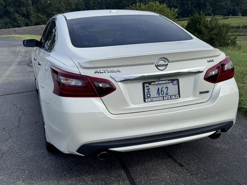 Used 2018 Nissan Altima 2.5 SR w/ SR Special Edition FWD image 12
