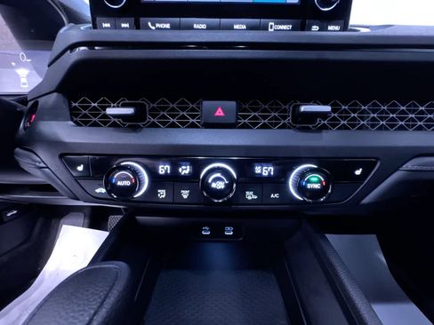 Used 2025 Honda Accord SE image 25