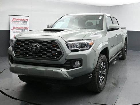 Used 2023 Toyota Tacoma TRD Sport image 4
