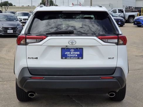 Used 2024 Toyota RAV4 XLE FWD image 8