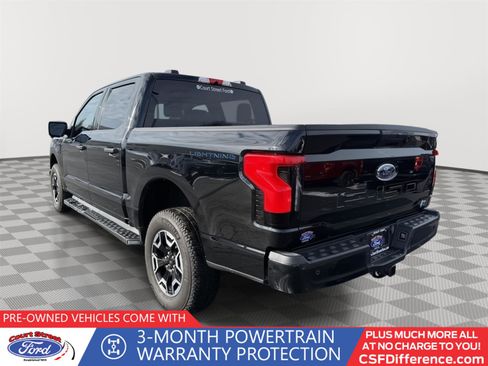 Used 2023 Ford F150 Lightning XLT image 5