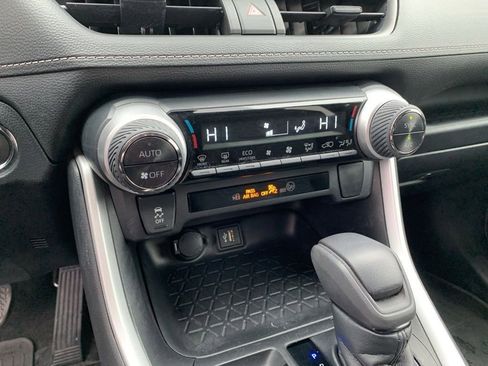 Used 2023 Toyota RAV4 Woodland Edition image 22