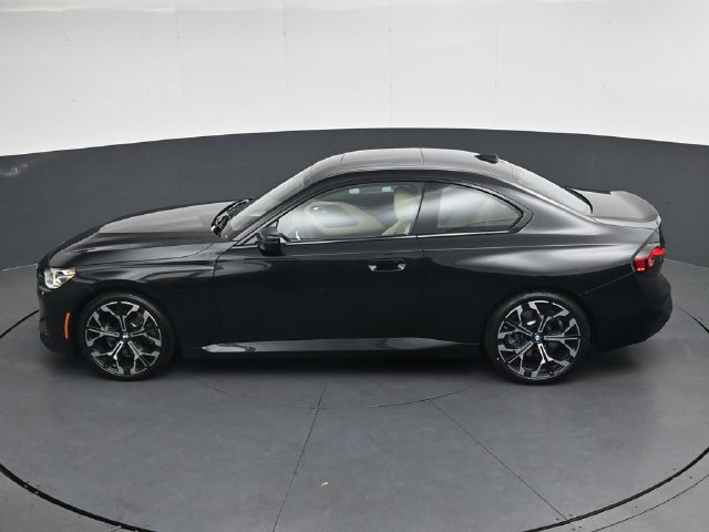 Certified 2025 BMW 230i Coupe w/ Premium Package RWD image 29