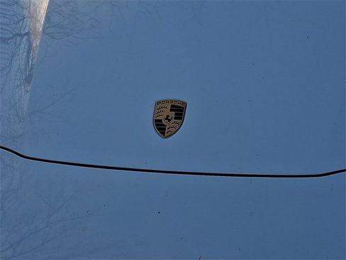 Used 2016 Porsche Panamera 4 Edition image 10