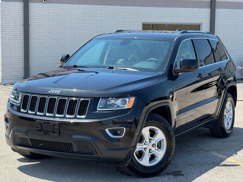Used 2015 Jeep Grand Cherokee Laredo w/ Quick Order Package 23E RWD image 2
