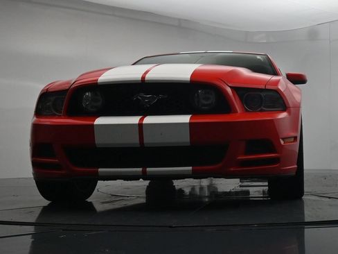 Used 2014 Ford Mustang GT Premium w/ GT Track Package RWD image 33