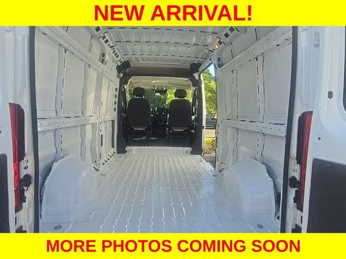 Used 2023 RAM ProMaster 2500 FWD image 8