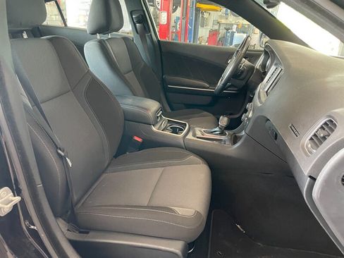 Used 2021 Dodge Charger SXT w/ Driver Convenience Group AWD/4WD image 16