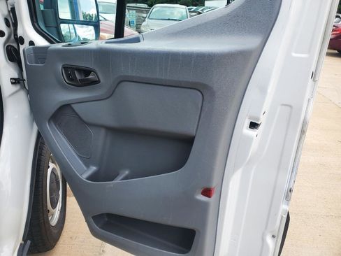 Used 2018 Ford Transit 150 148 Medium Roof RWD image 6