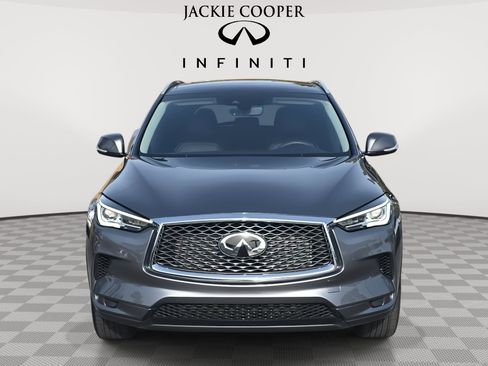 Certified 2025 INFINITI QX50 Luxe image 2