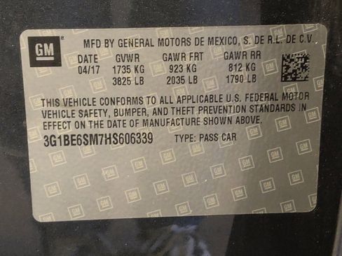 Used 2017 Chevrolet Cruze LT image 33