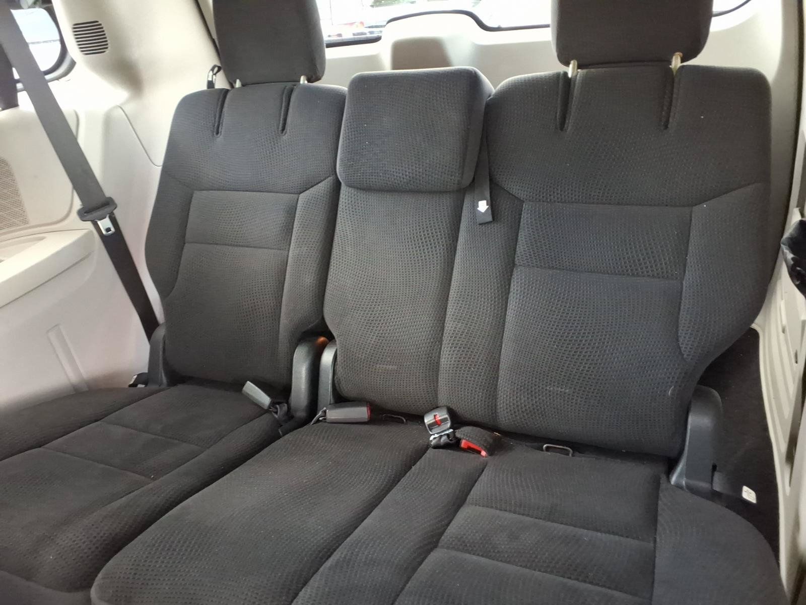 Used 2017 Dodge Grand Caravan SE w/ Power Window Group FWD image 7