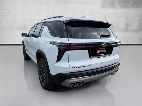 New 2026 Chevrolet Traverse Z71 w/ Enhanced Driving Package image 7